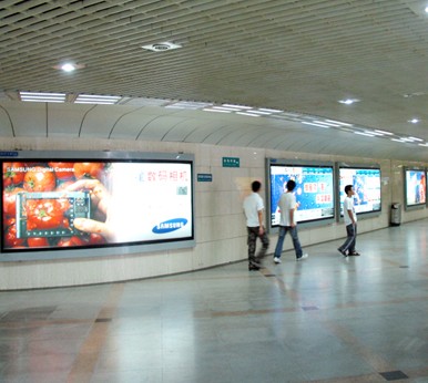 上海地铁灯箱制作